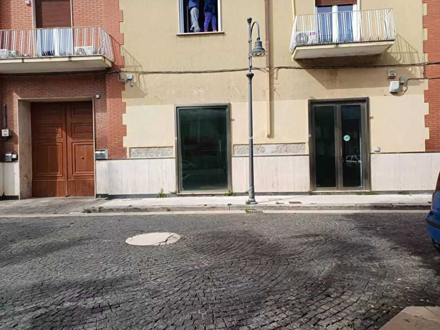 Immagine 9 di Locale commerciale in affitto  in PIAZZA SILVAGNI SNC a Casagiove