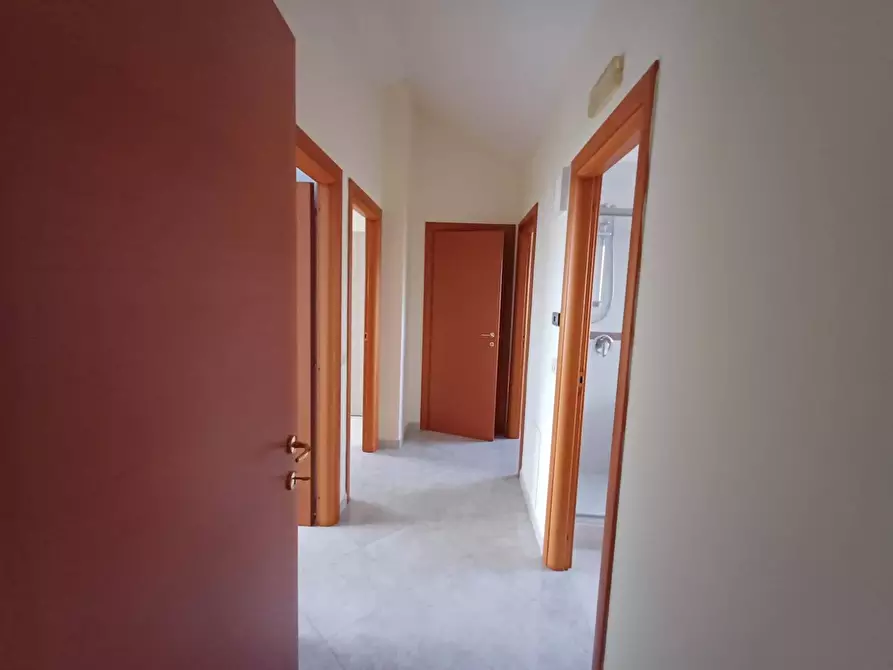 Immagine 8 di Attico in affitto  in VIA GROTTA 31 a Capodrise