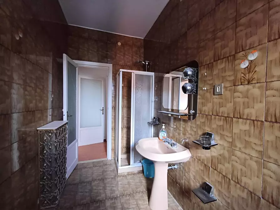 Immagine 16 di Appartamento in vendita  in VIA CECCANO 32 a Caserta