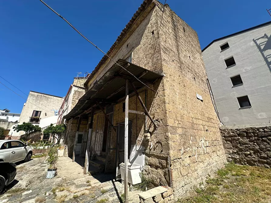 Immagine 3 di Rustico / casale in vendita  in VIA SANTONASTASO 15 a Caserta