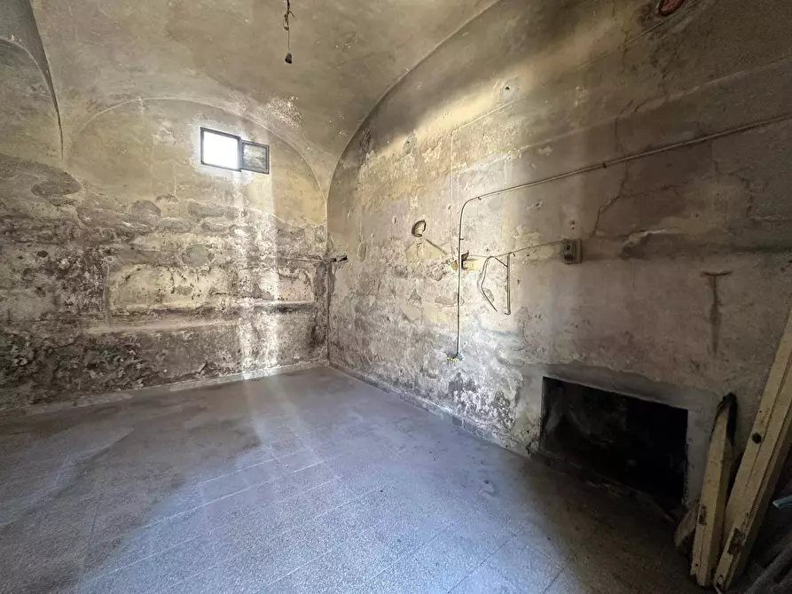 Immagine 13 di Rustico / casale in vendita  in VIA SANTONASTASO 15 a Caserta