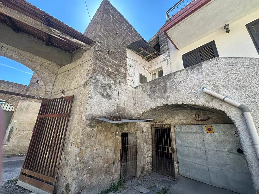 Immagine 20 di Rustico / casale in vendita  in VIA SANTONASTASO 15 a Caserta