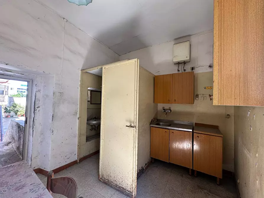 Immagine 29 di Rustico / casale in vendita  in VIA SANTONASTASO 15 a Caserta