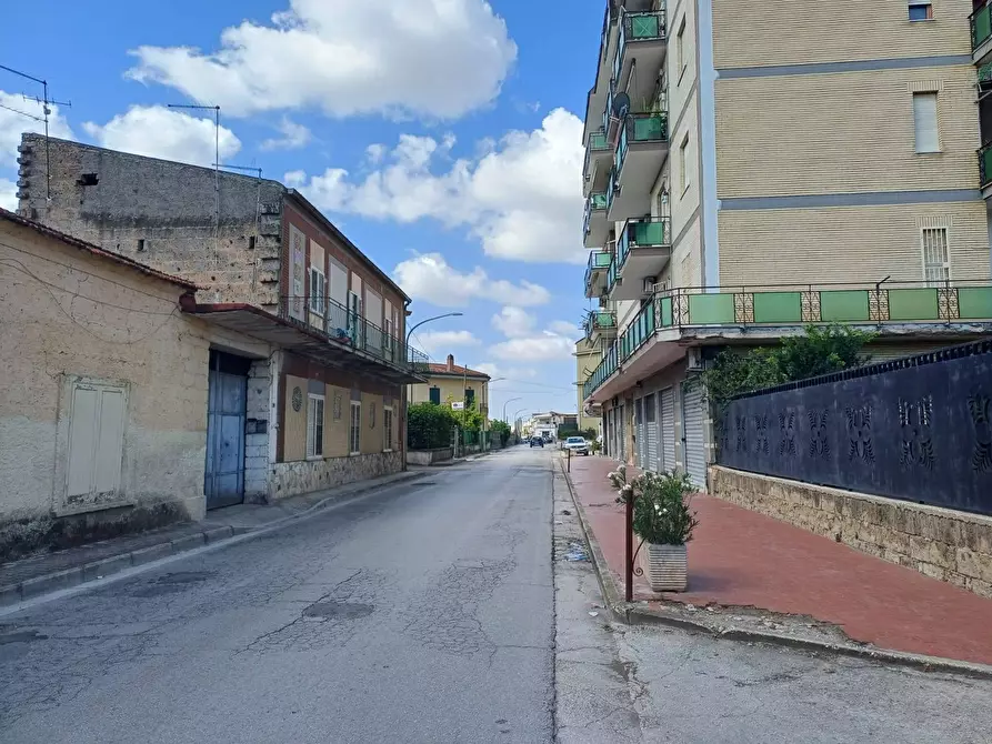 Immagine 5 di Locale commerciale in affitto  in via caduti sul lavoro 15 a Casagiove