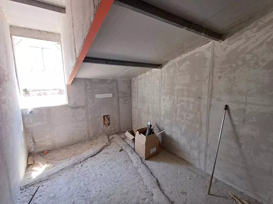 Immagine 26 di Casa indipendente in vendita  in via ferrante fratelli 7 a Casagiove