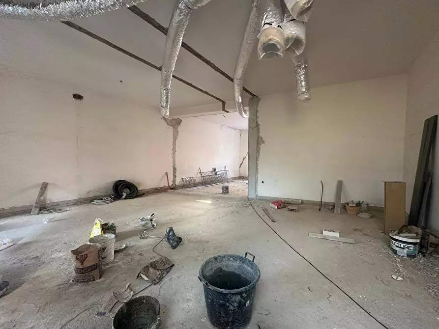 Immagine 1 di Appartamento in vendita  in VIA LIBERTA' 99 a Maddaloni