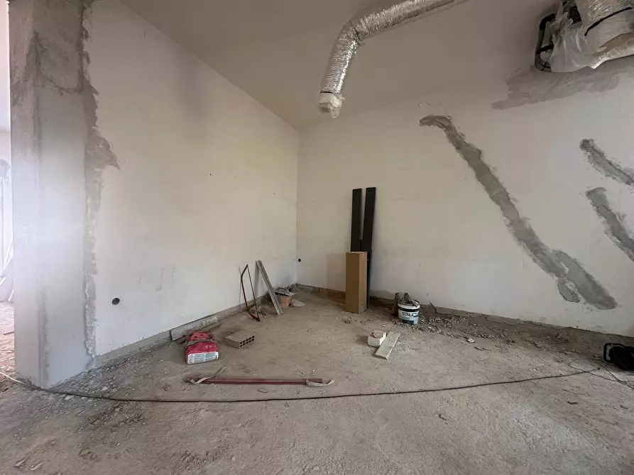 Immagine 2 di Appartamento in vendita  in VIA LIBERTA' 99 a Maddaloni