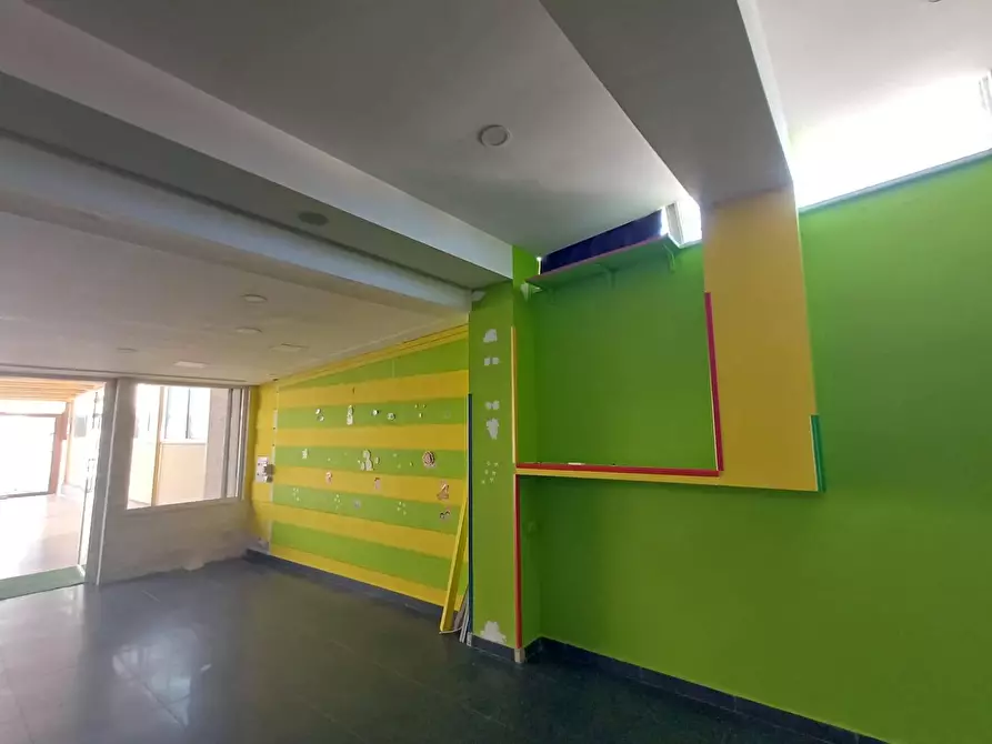 Immagine 8 di Locale commerciale in affitto  in VIA LORENZETTI 19 a Casagiove