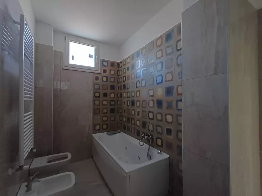 Immagine 15 di Appartamento in vendita  in via arcivescovo pontillo a Casagiove