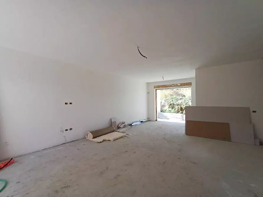 Immagine 3 di Casa indipendente in vendita  in via nazionale appia 232 a Casagiove