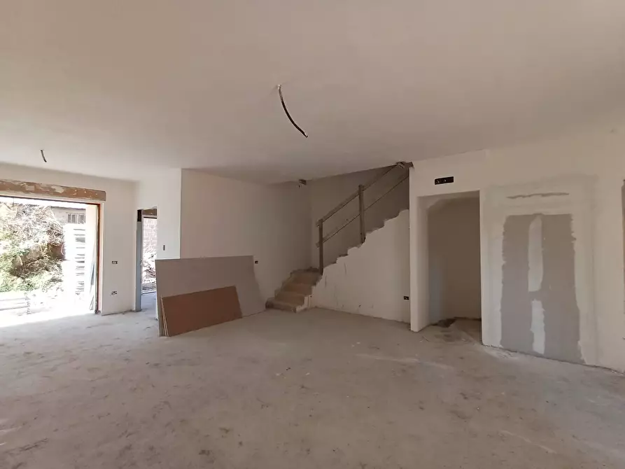 Immagine 4 di Casa indipendente in vendita  in via nazionale appia 232 a Casagiove