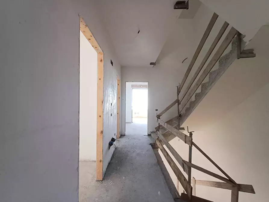 Immagine 10 di Casa indipendente in vendita  in via nazionale appia 232 a Casagiove