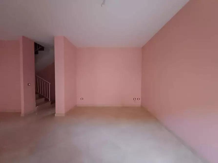 Immagine 3 di Villetta a schiera in affitto  in strada statale 87 20 a Capodrise