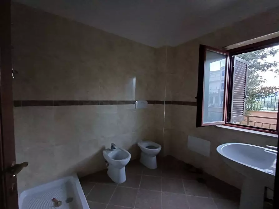 Immagine 17 di Villetta a schiera in affitto  in strada statale 87 20 a Capodrise