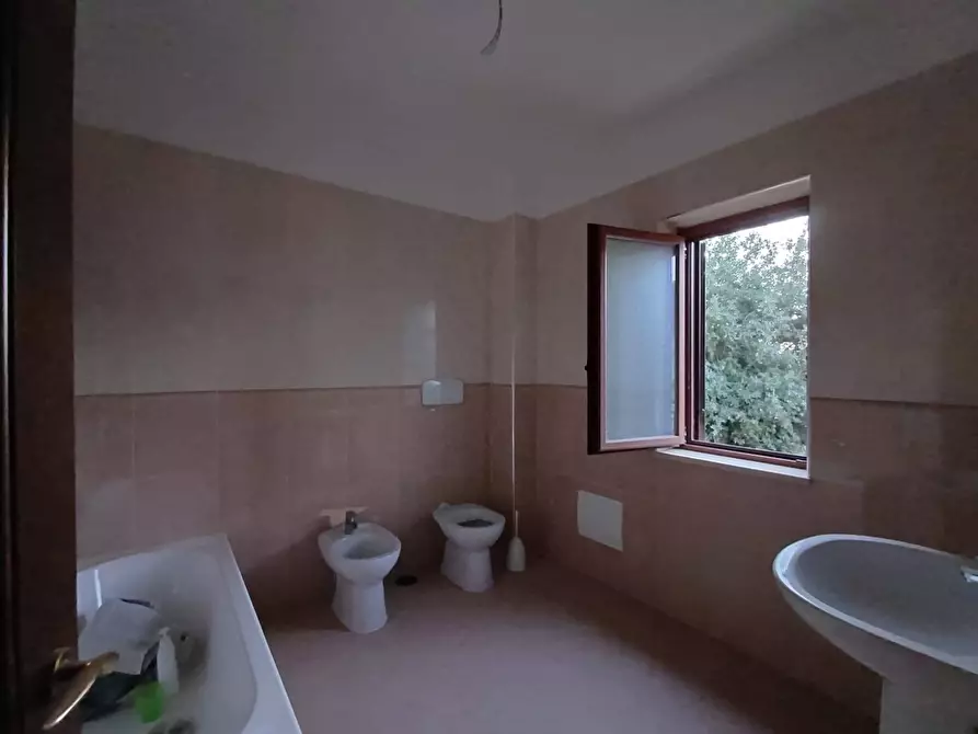 Immagine 22 di Villetta a schiera in affitto  in strada statale 87 20 a Capodrise