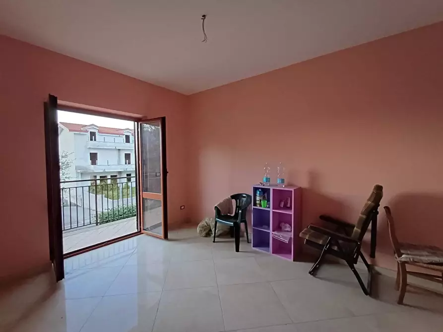 Immagine 25 di Villetta a schiera in affitto  in strada statale 87 20 a Capodrise