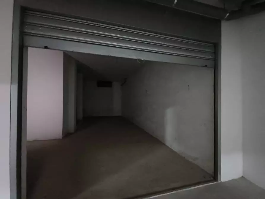 Immagine 30 di Villetta a schiera in affitto  in strada statale 87 20 a Capodrise