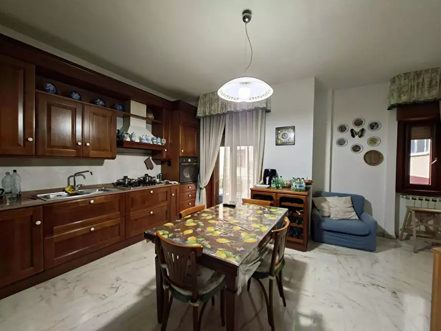 Immagine 9 di Appartamento in vendita  in VIA SAN FRANCESCO DI PAOLA 25 a Casagiove