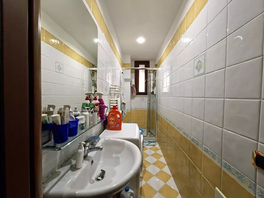 Immagine 26 di Appartamento in vendita  in VIA SAN FRANCESCO DI PAOLA 25 a Casagiove