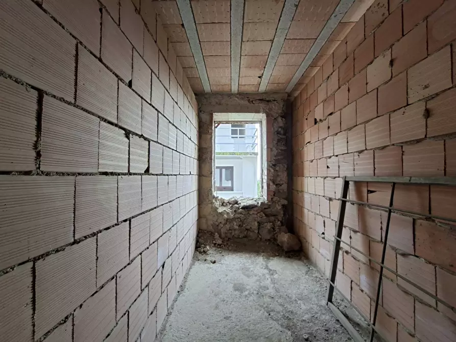 Immagine 11 di Appartamento in vendita  in VIA BELLOMO 7 a Caserta