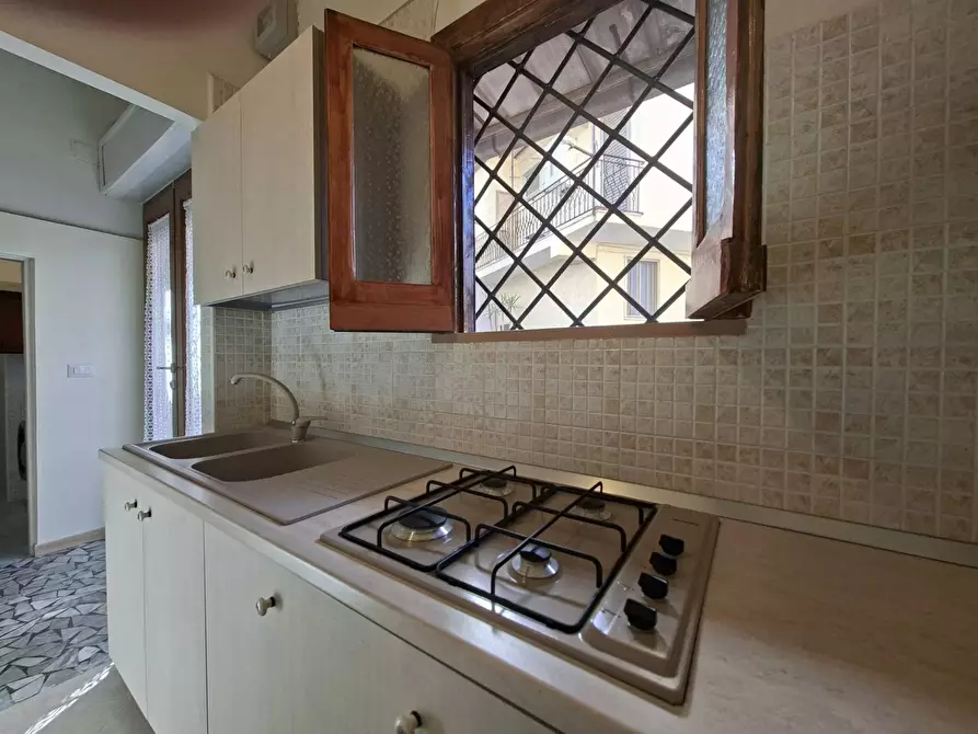 Immagine 5 di Appartamento in affitto  in VIA SAN VITO 19 a Caserta