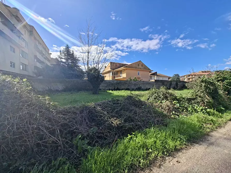 Immagine 1 di Terreno residenziale in vendita  in VIA TEDESCHI 20 a Caserta