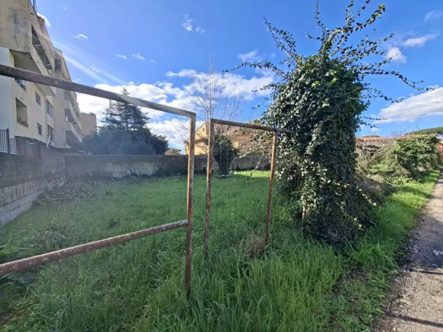 Immagine 3 di Terreno residenziale in vendita  in VIA TEDESCHI 20 a Caserta