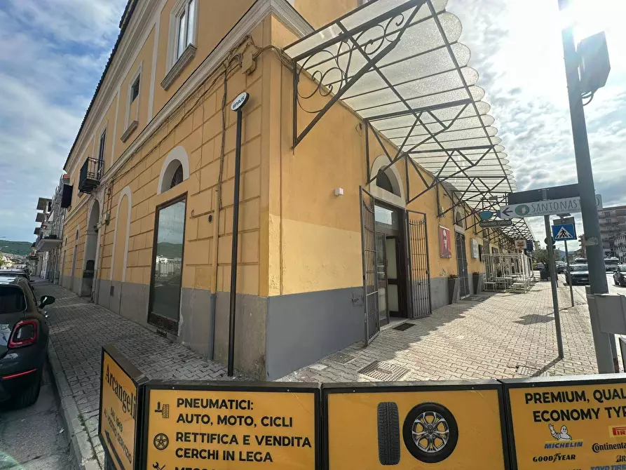 Immagine 9 di Locale commerciale in affitto  in VIA NAZIONALE APPIA 178 a Casagiove