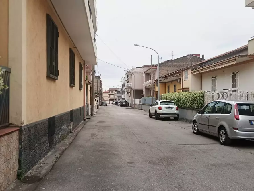 Immagine 11 di Locale commerciale in affitto  a San Prisco
