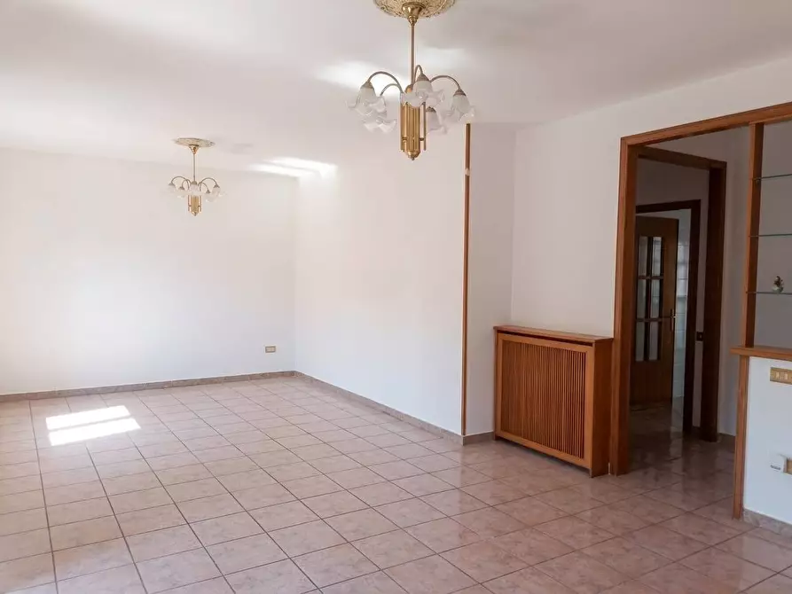 Immagine 4 di Appartamento in affitto  a Santa Maria Capua Vetere