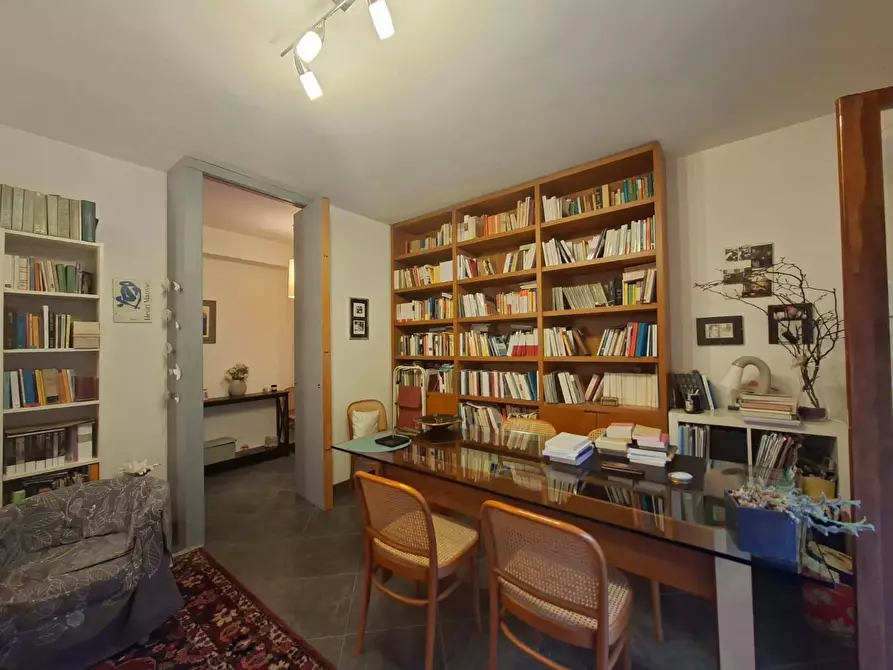 Immagine 6 di Appartamento in vendita  in VIA MARTIRI DI BELLONA 14 a Caserta