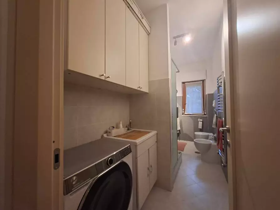 Immagine 7 di Appartamento in vendita  in VIA MARTIRI DI BELLONA 14 a Caserta