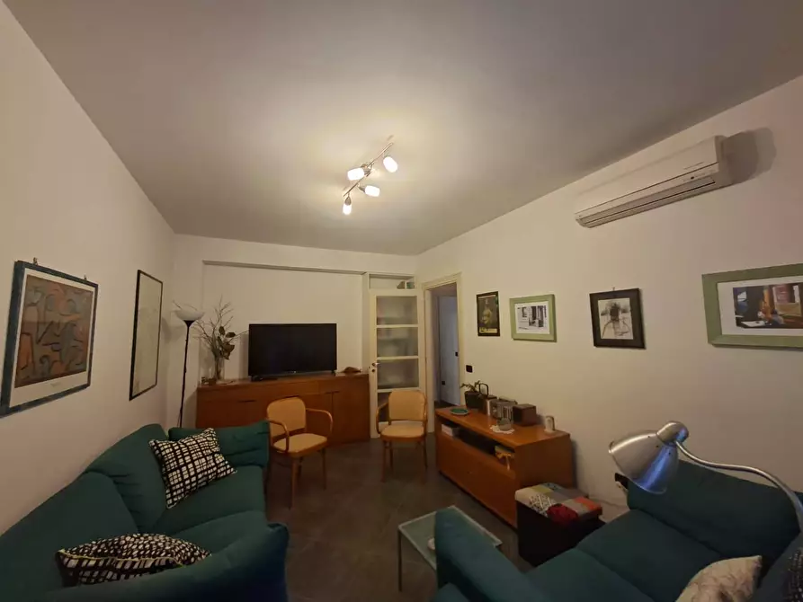 Immagine 22 di Appartamento in vendita  in VIA MARTIRI DI BELLONA 14 a Caserta