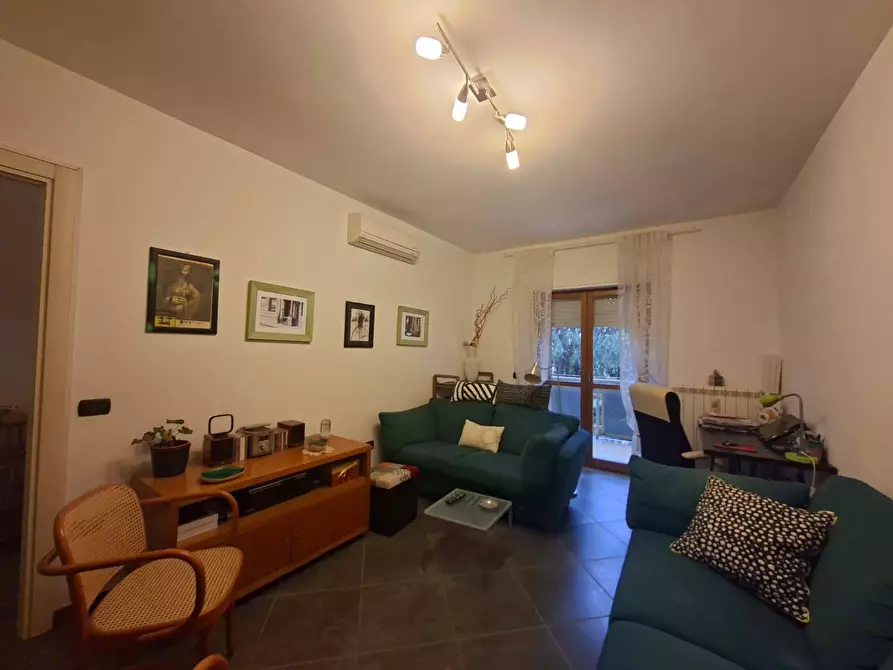 Immagine 24 di Appartamento in vendita  in VIA MARTIRI DI BELLONA 14 a Caserta