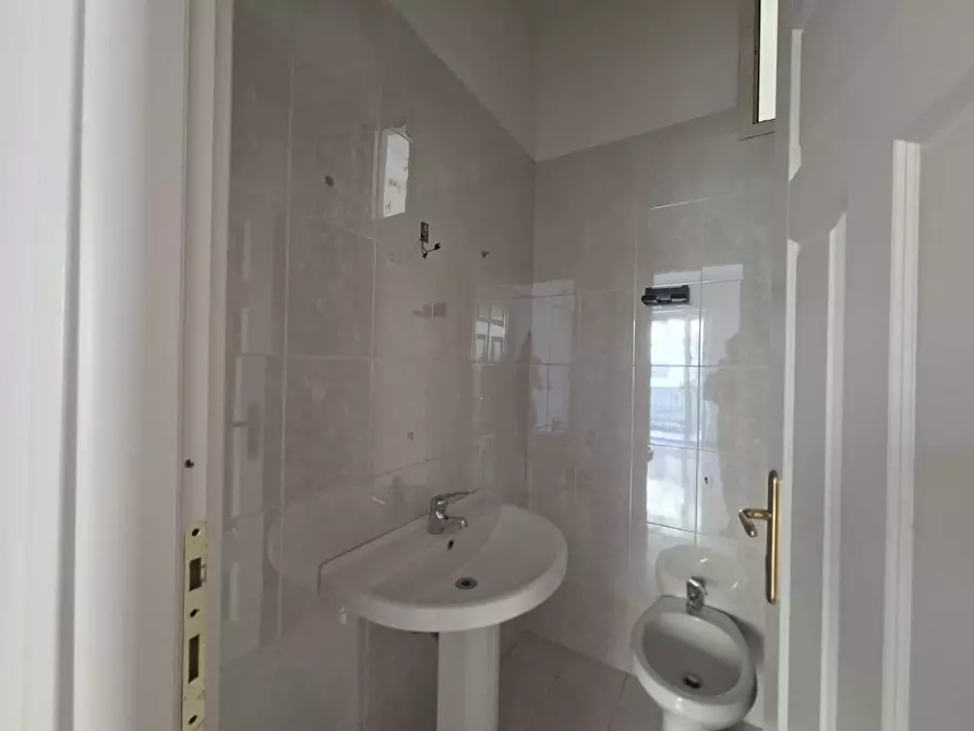 Immagine 14 di Appartamento in vendita  in VIA ROMA 188 a Caserta