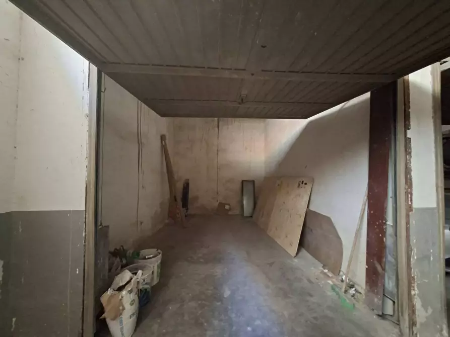 Immagine 26 di Appartamento in vendita  in VIA ROMA 188 a Caserta