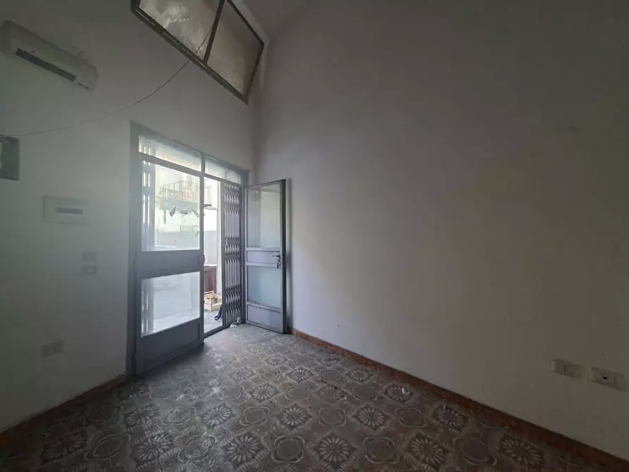 Immagine 2 di Locale commerciale in affitto  in VIA SANTACROCE 16 a Casagiove