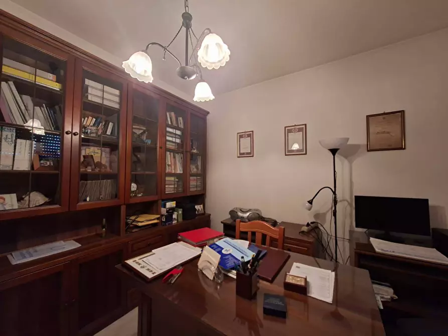 Immagine 17 di Appartamento in vendita  in VIA FUGA 5 a Caserta