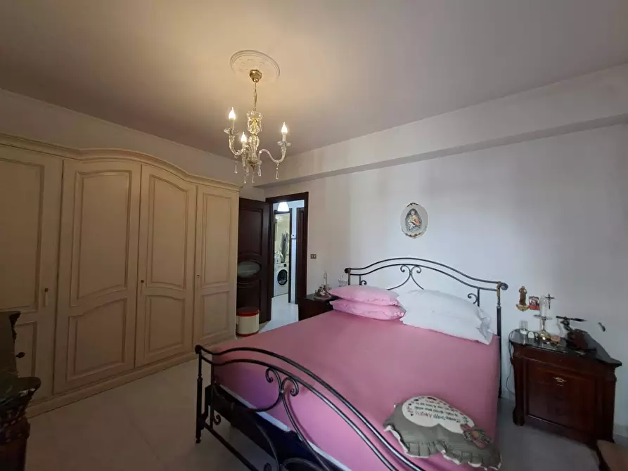 Immagine 27 di Appartamento in vendita  in VIA FUGA 5 a Caserta