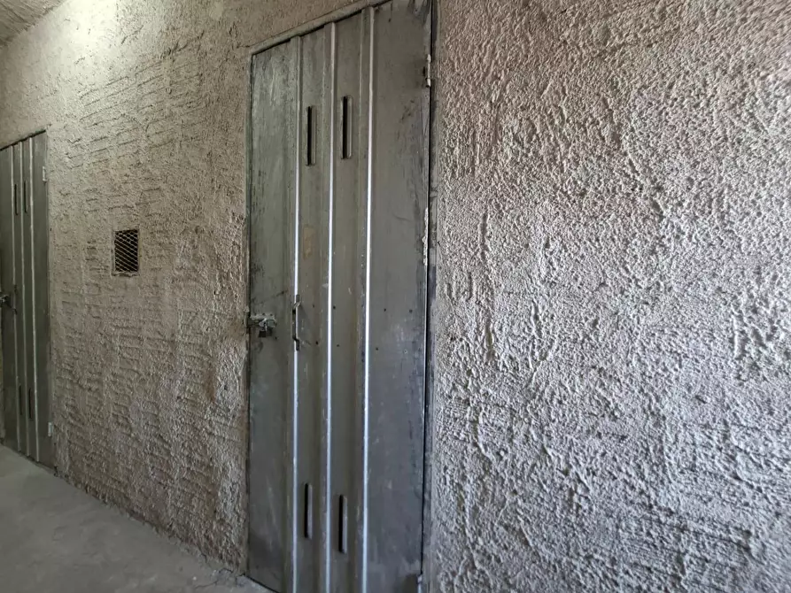 Immagine 31 di Appartamento in vendita  in VIA FUGA 5 a Caserta