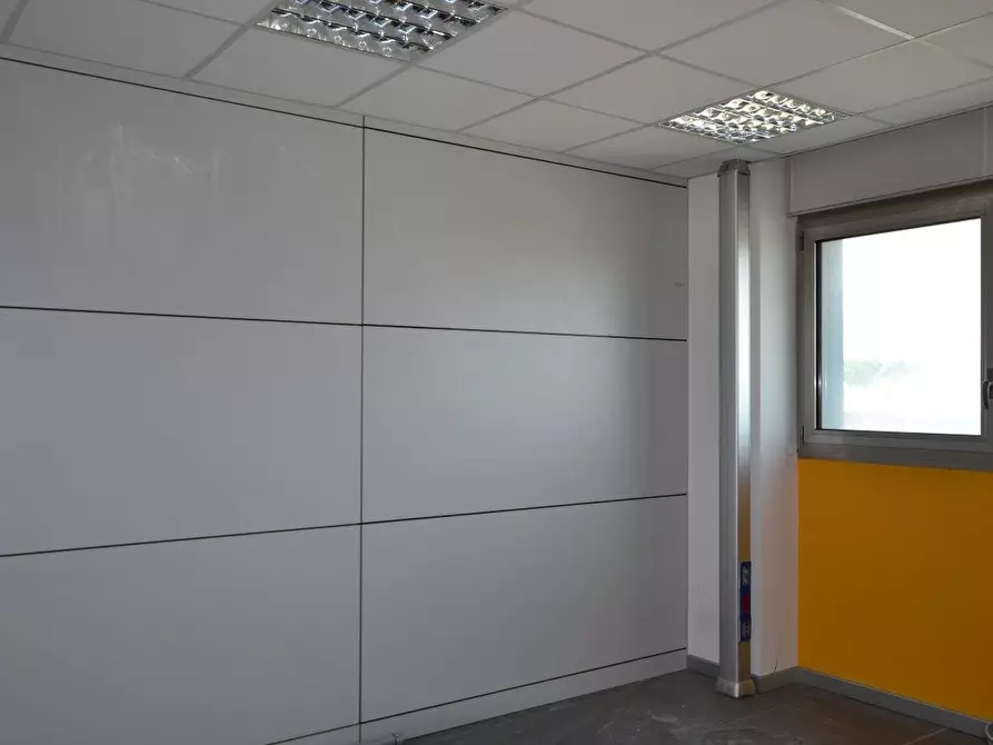 Immagine 9 di Ufficio in affitto  in Zona Industriale a Padova