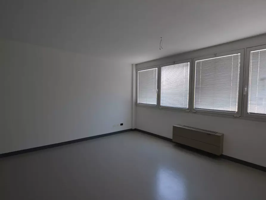 Immagine 4 di Ufficio in affitto  in LIMENA a Limena