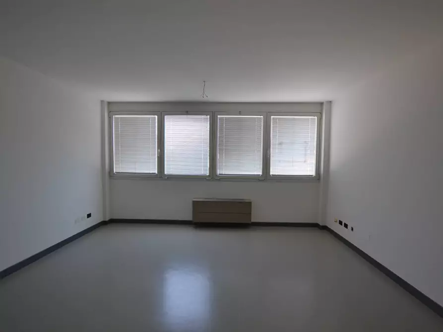 Immagine 6 di Ufficio in affitto  in LIMENA a Limena