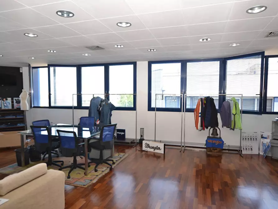 Immagine 1 di Ufficio in vendita  in VIA PANA' a Noventa Padovana