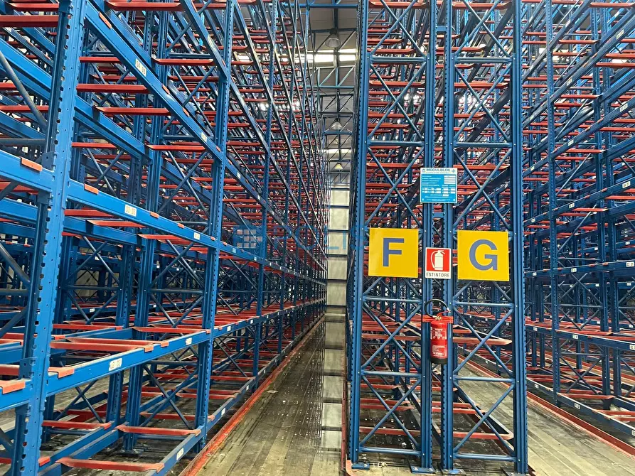 Immagine 4 di Capannone industriale in vendita  in VIA  DELL'ARTIGIANATO a Pernumia