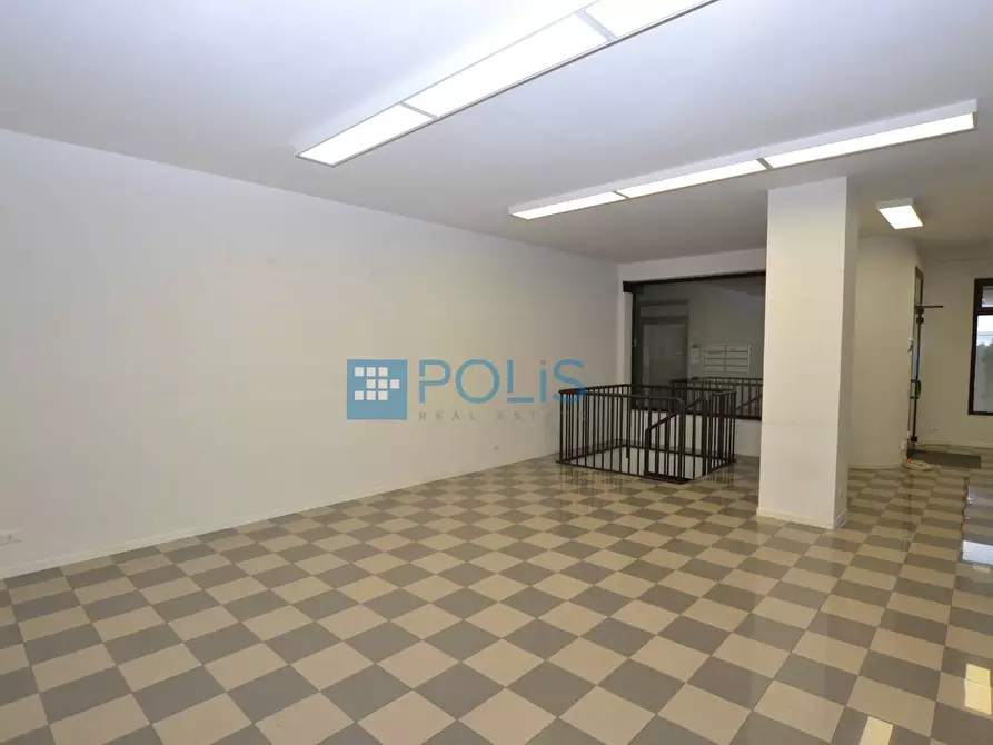 Immagine 4 di Locale commerciale in affitto  in Loreggia a Borgoricco