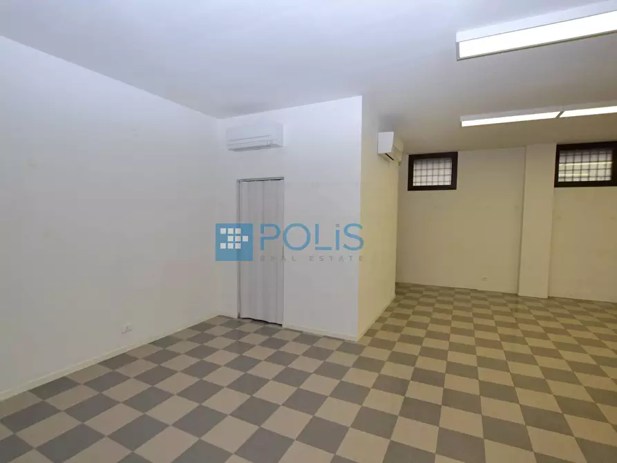 Immagine 8 di Locale commerciale in affitto  in Loreggia a Borgoricco