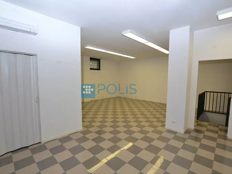 Immagine 9 di Locale commerciale in affitto  in Loreggia a Borgoricco