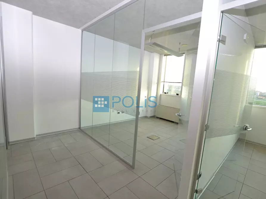 Immagine 6 di Ufficio in affitto  in VIA LONGHIN a Padova