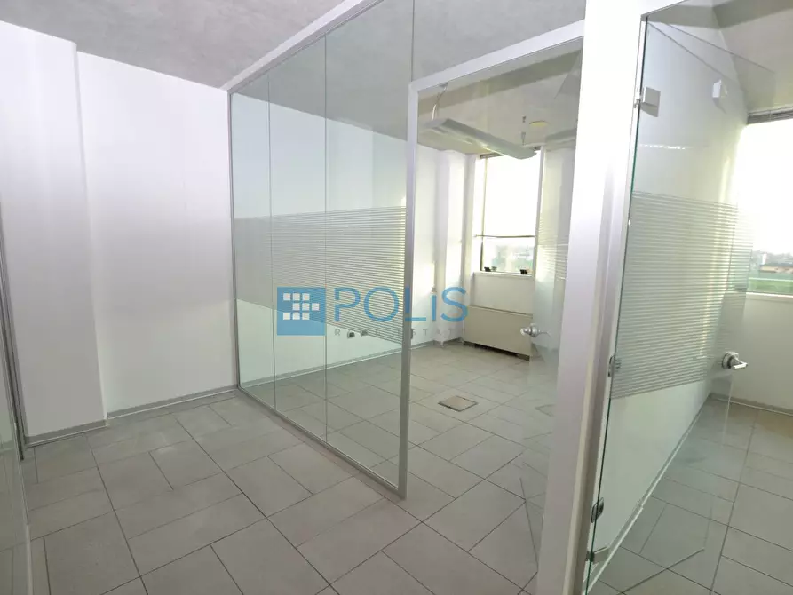 Immagine 7 di Ufficio in affitto  in VIA LONGHIN a Padova